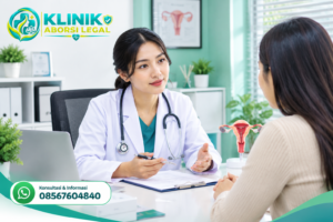 Konsultasi kesehatan reproduksi antara dokter dan pasien di Klinik Aborsi Legal